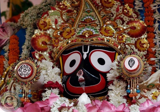 Джаганнатха (जगन्नाथ – «Владыка Вселенной», имя Кришны и одна из наиболее известных Его форм